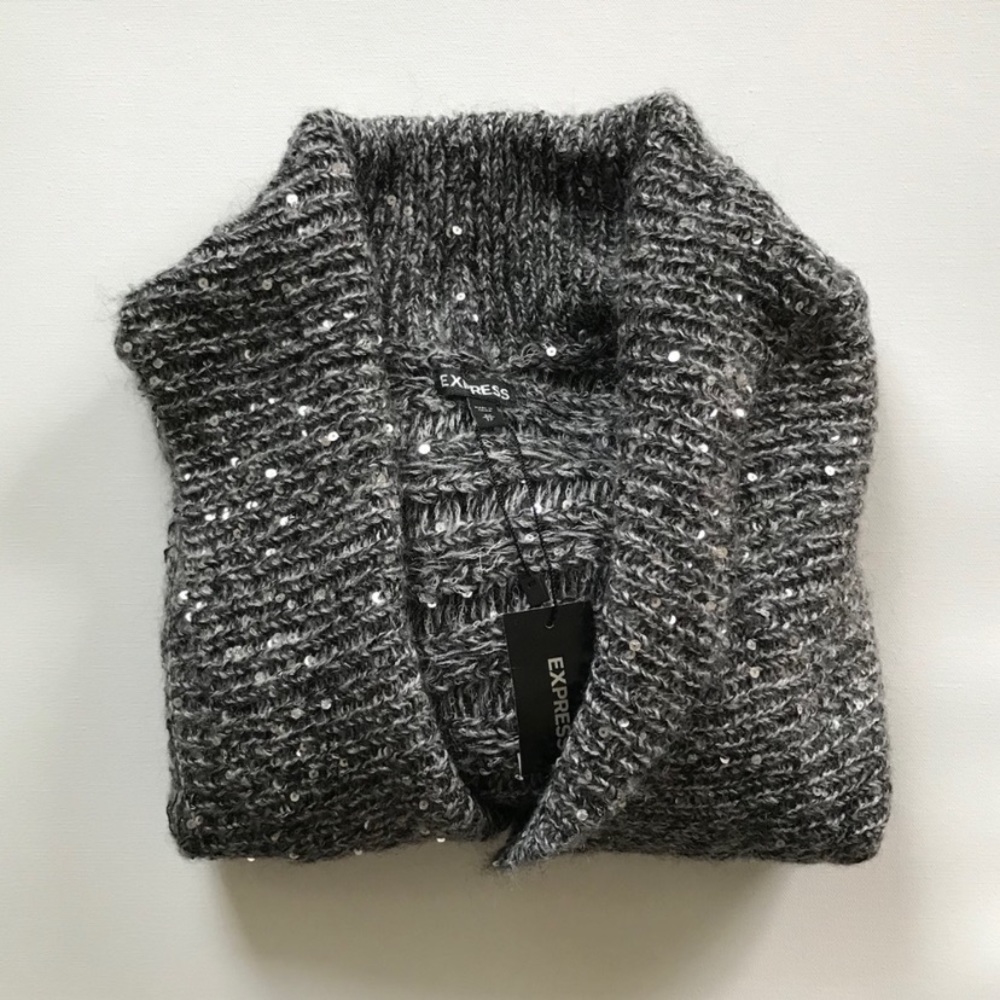 Like New! Express Gray Cropped Cardigan